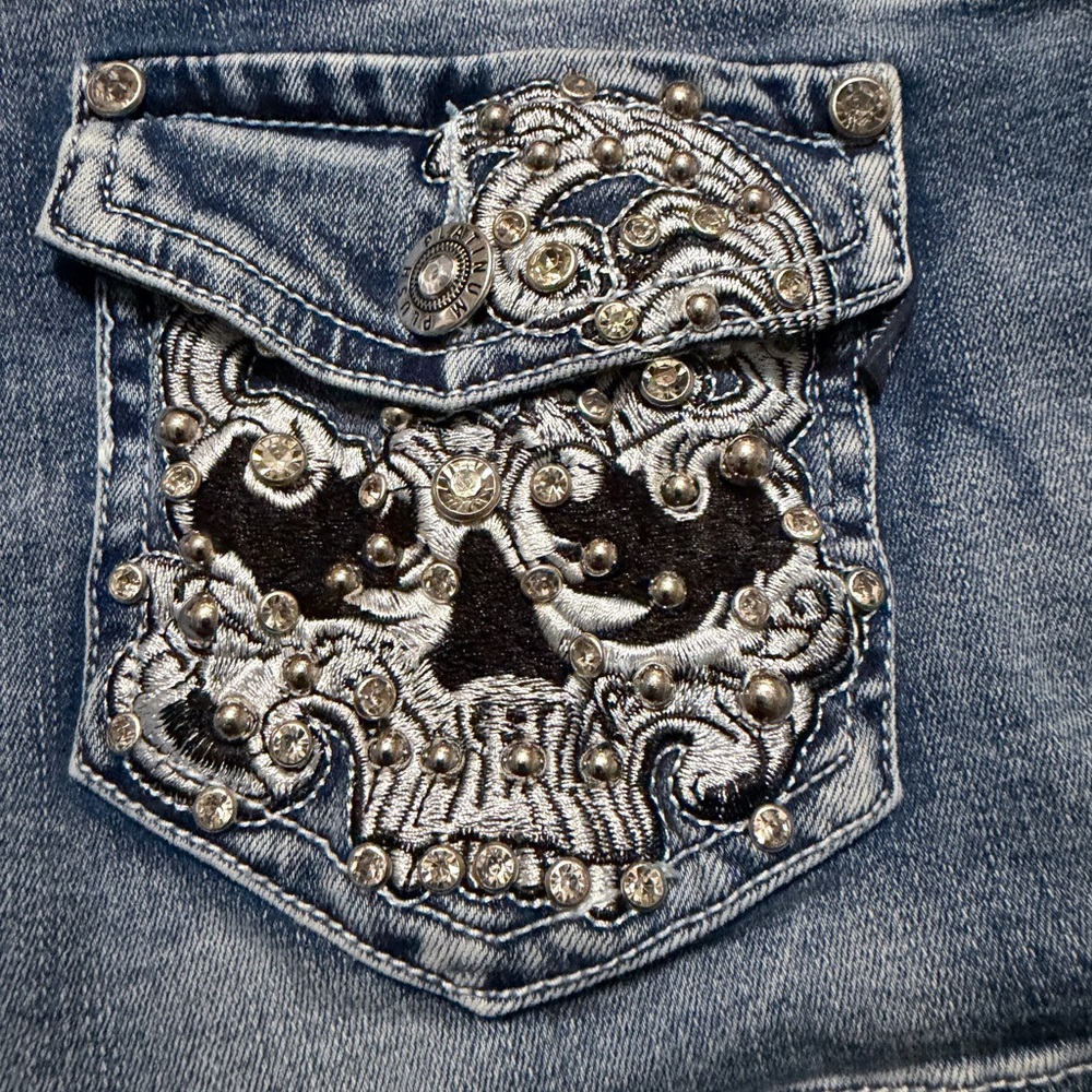 Light Blue Denim Jean Shorts with Stud Detail & Back Skull ๐ Pockets - Picture 9 of 11